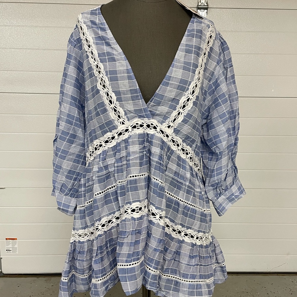 COPY - Free people chambray top size medium